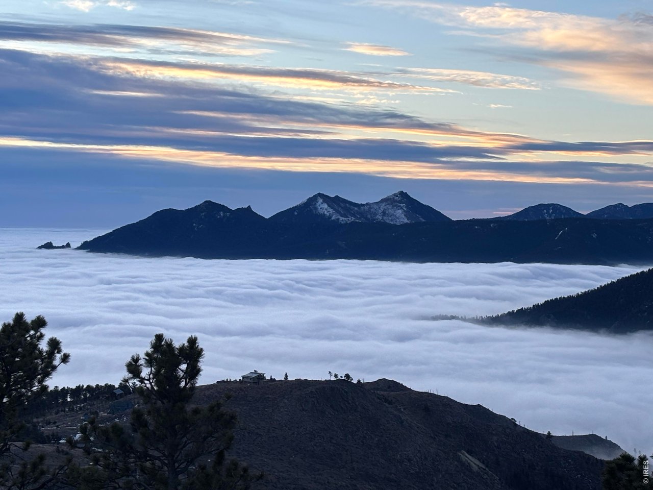 6553 Sunshine Canyon Dr