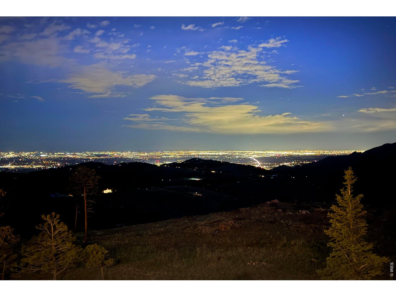 6553 Sunshine Canyon Dr