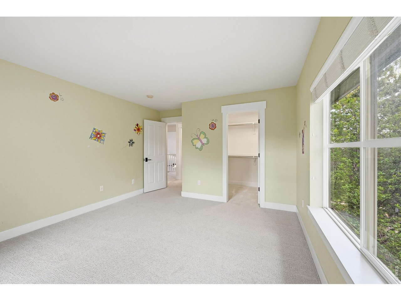 516 Indian Peaks Trl W