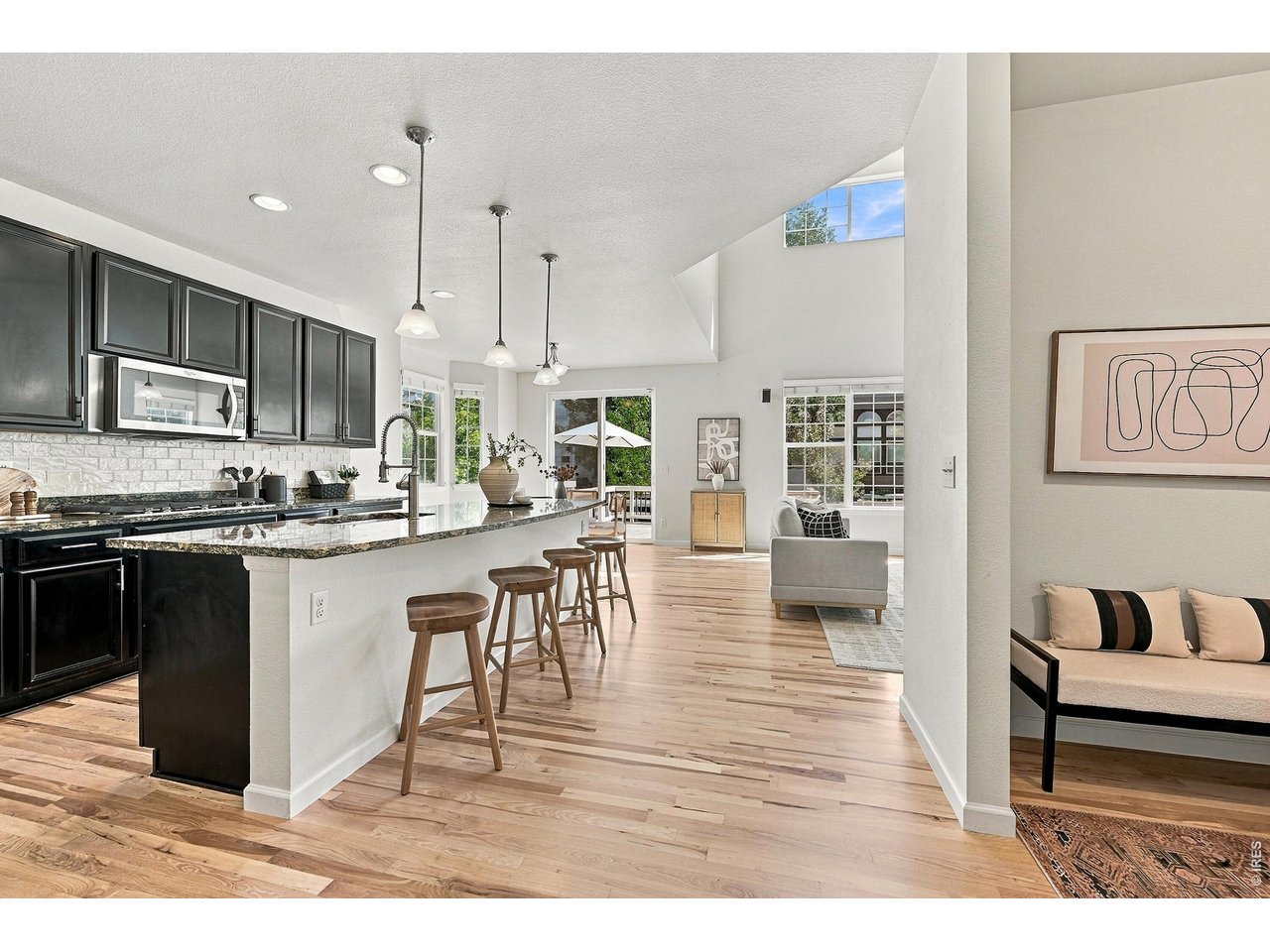 1657 Dorothy Cir