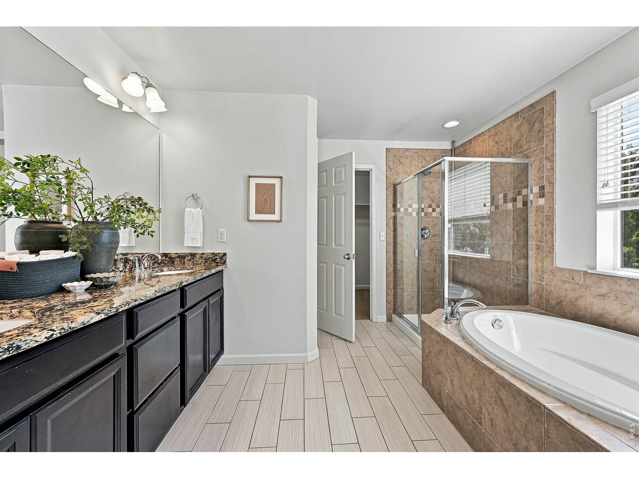 1657 Dorothy Cir