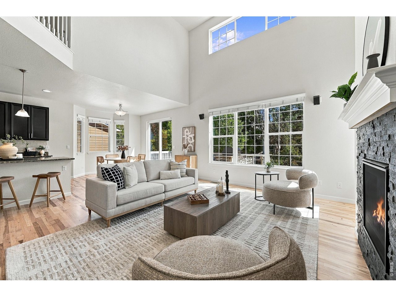 1657 Dorothy Cir