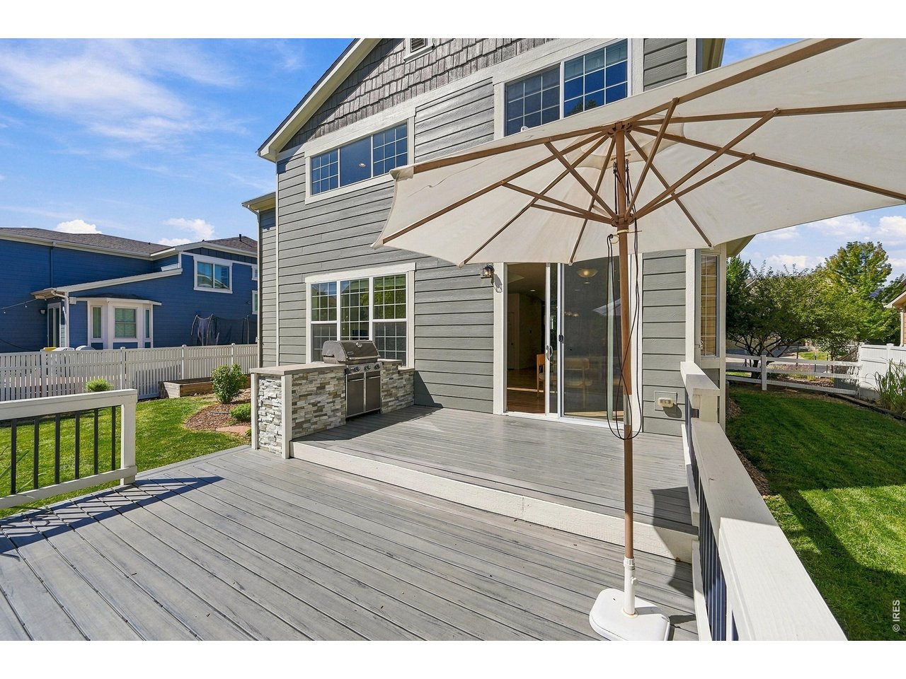 1657 Dorothy Cir