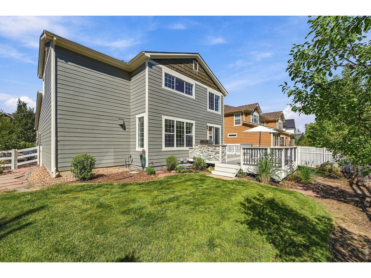 1657 Dorothy Cir