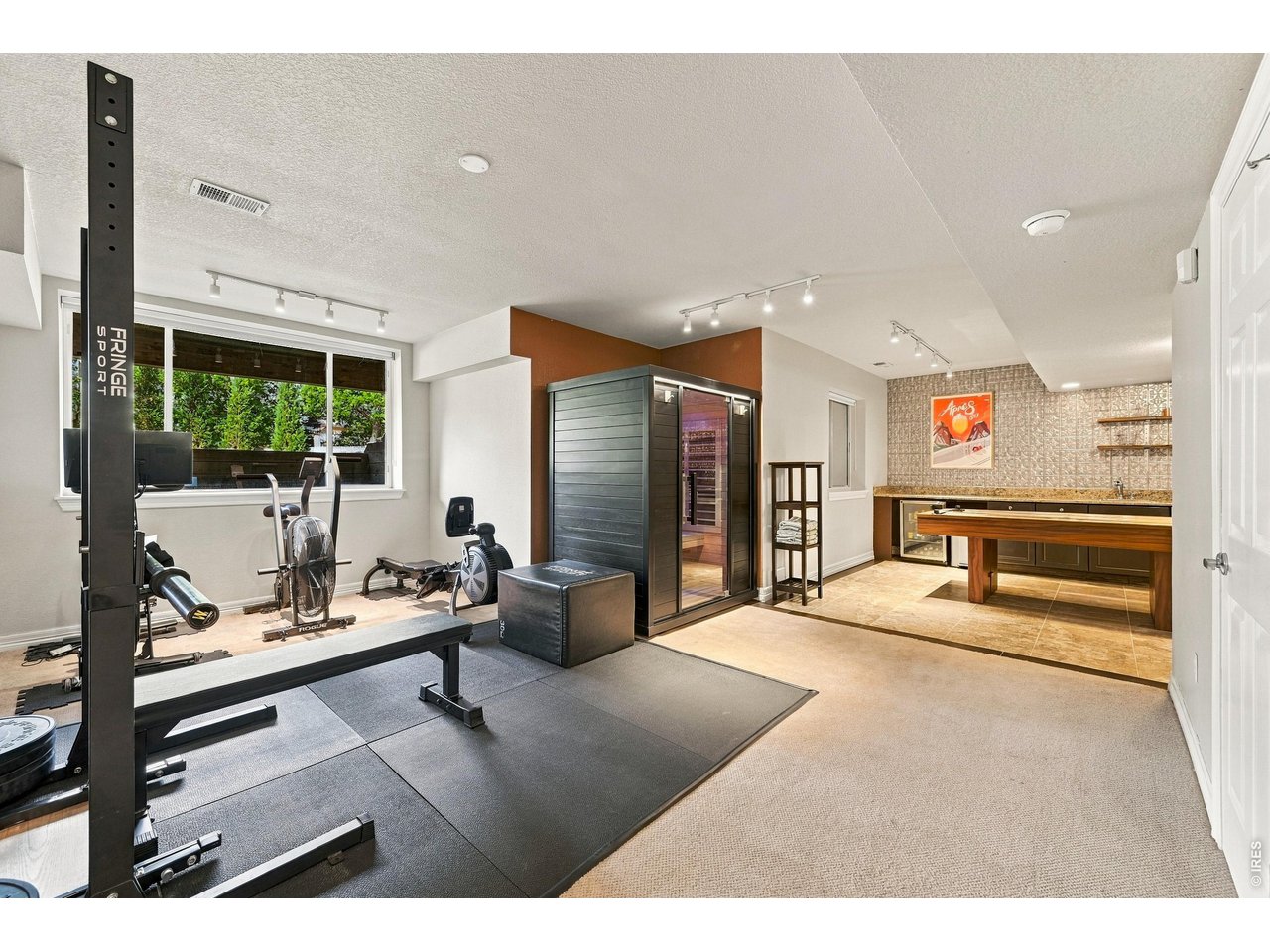 2317 Rimrock Cir