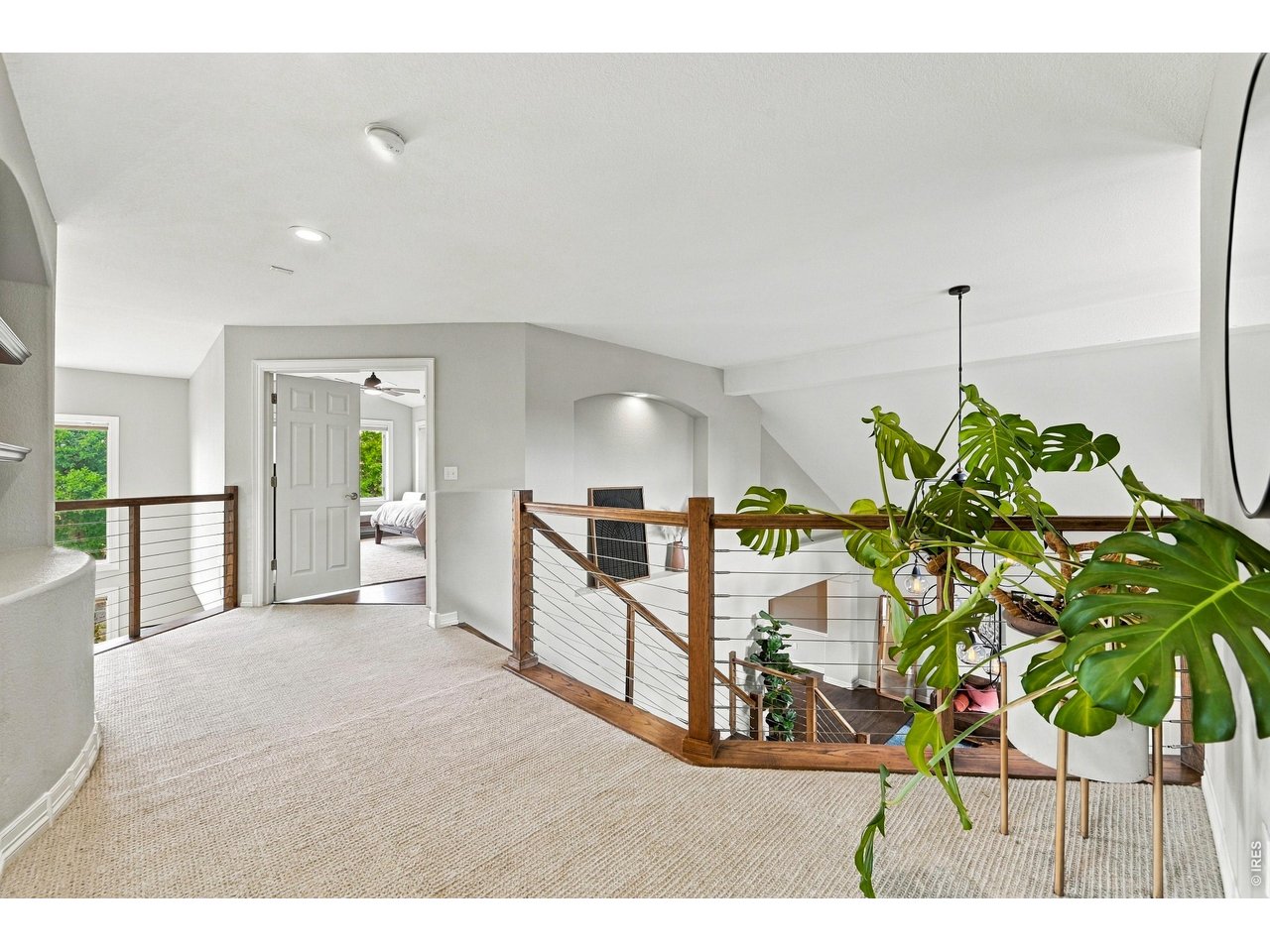 2317 Rimrock Cir