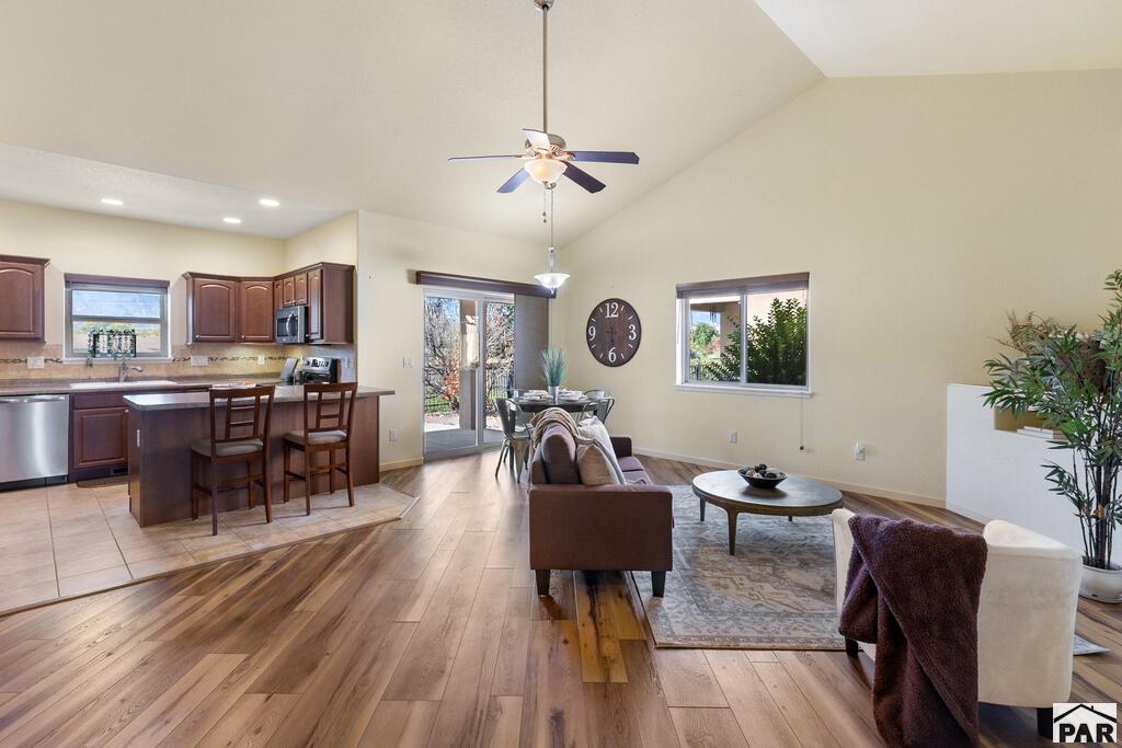 4030 S Cranberry Loop