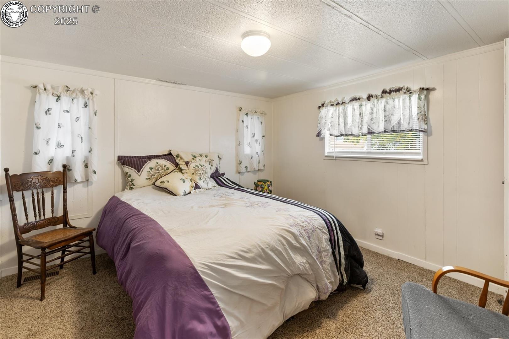 600 Raintree Boulevard 98
