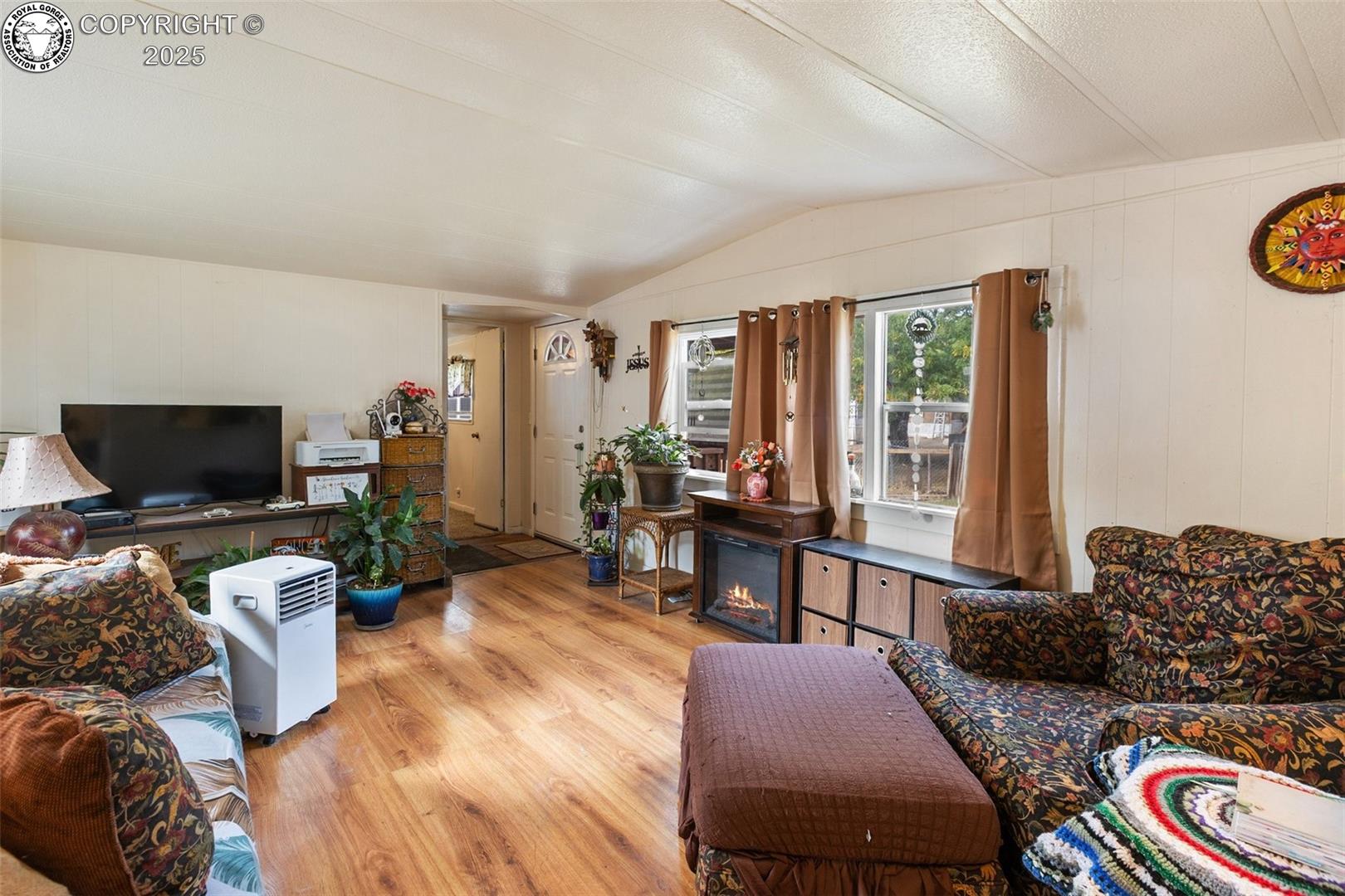600 Raintree Boulevard 98