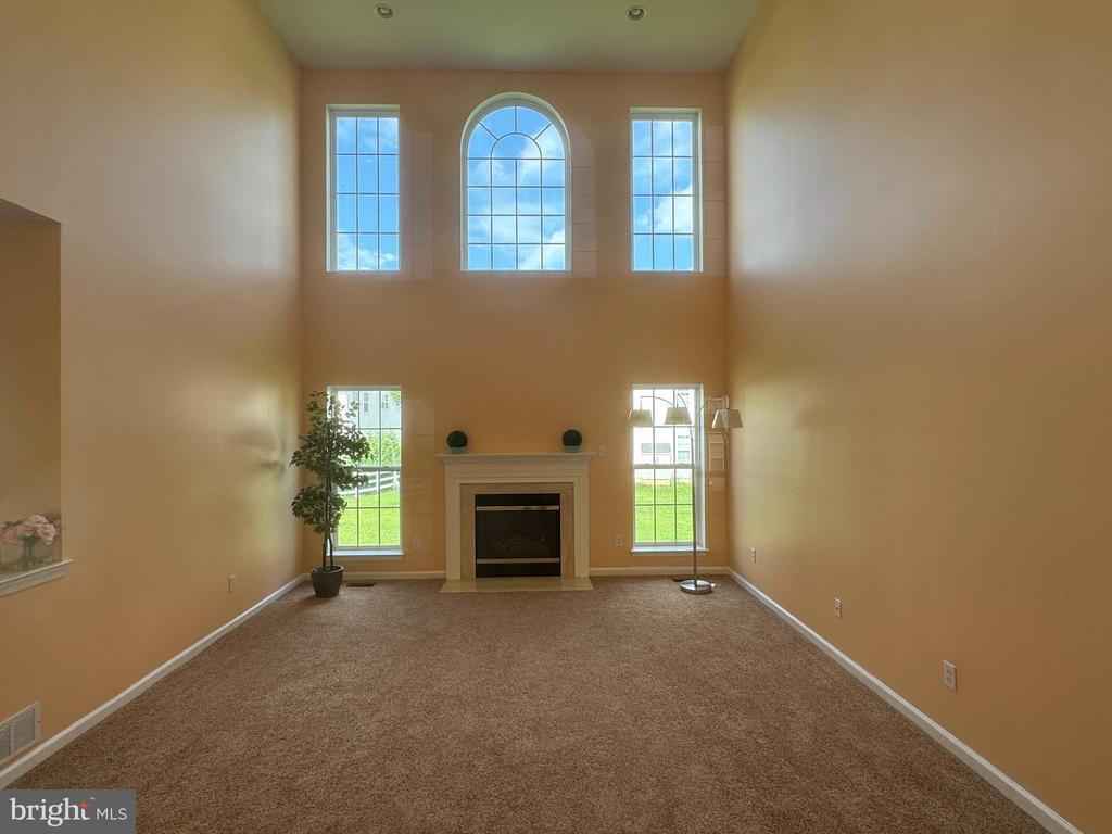 706 TRACY CIRCLE