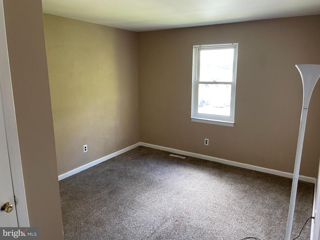 29 CURLEW CIRCLE