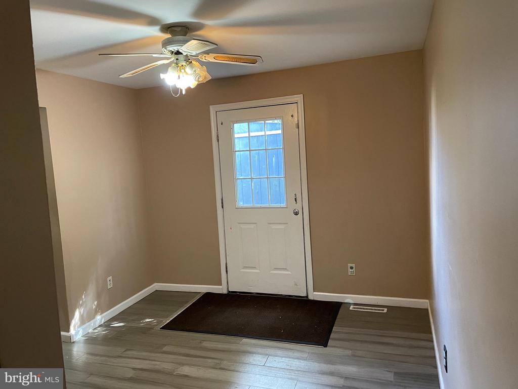 29 CURLEW CIRCLE