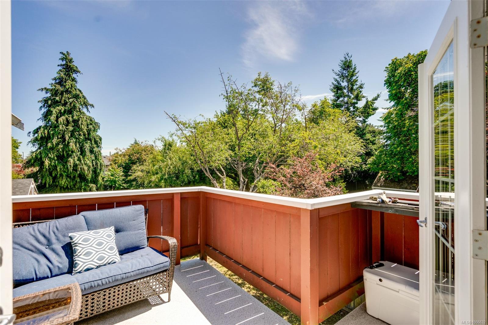 2183 Foul Bay Rd