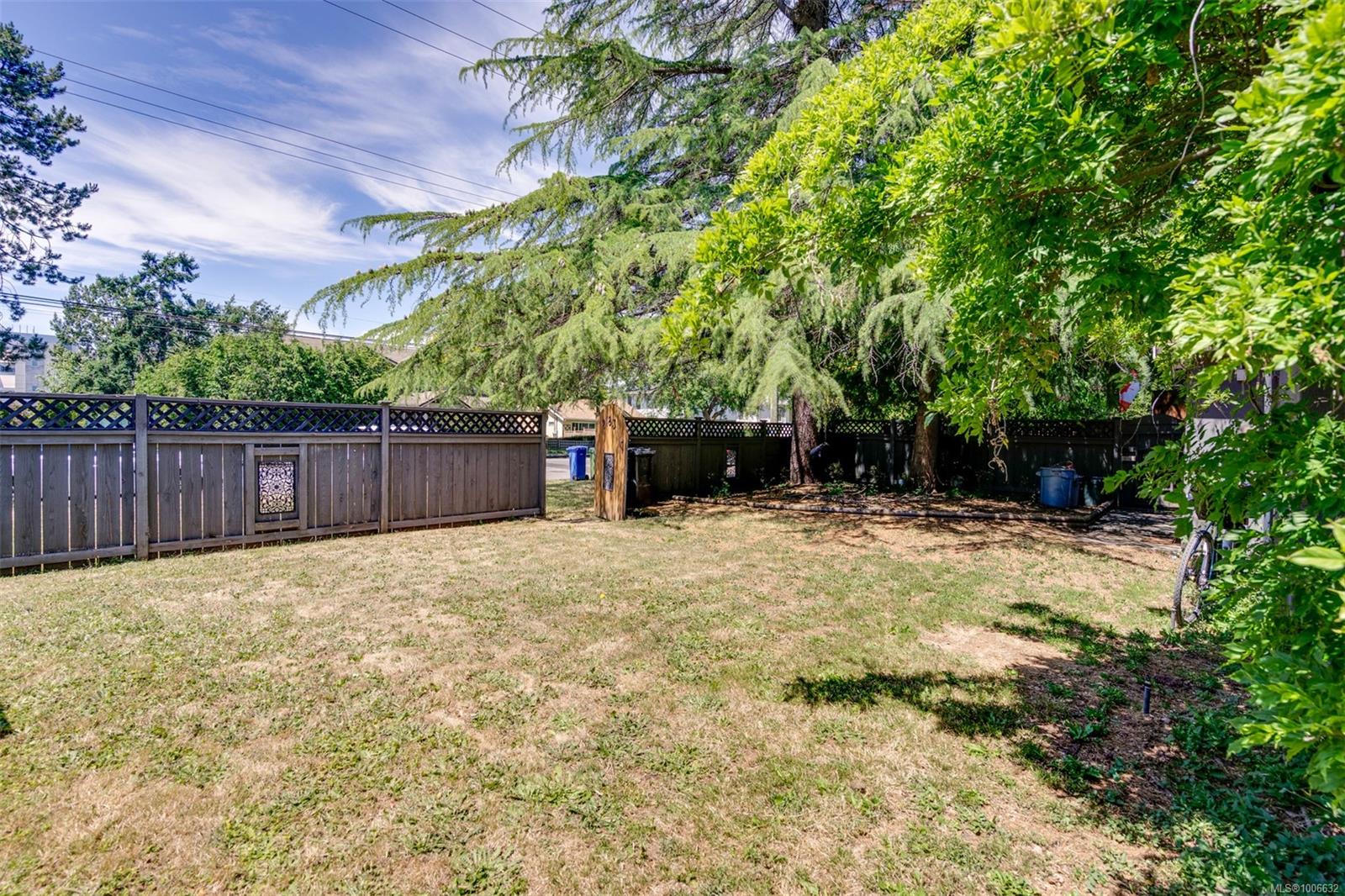 2183 Foul Bay Rd