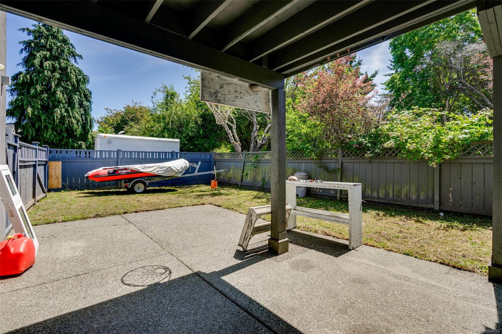 2183 Foul Bay Rd