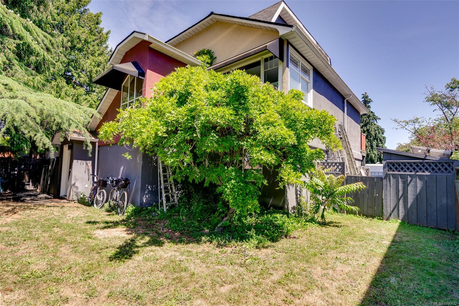 2183 Foul Bay Rd