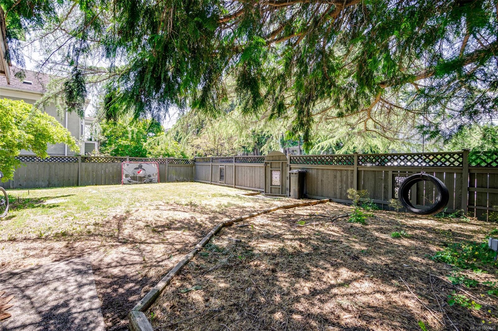 2183 Foul Bay Rd
