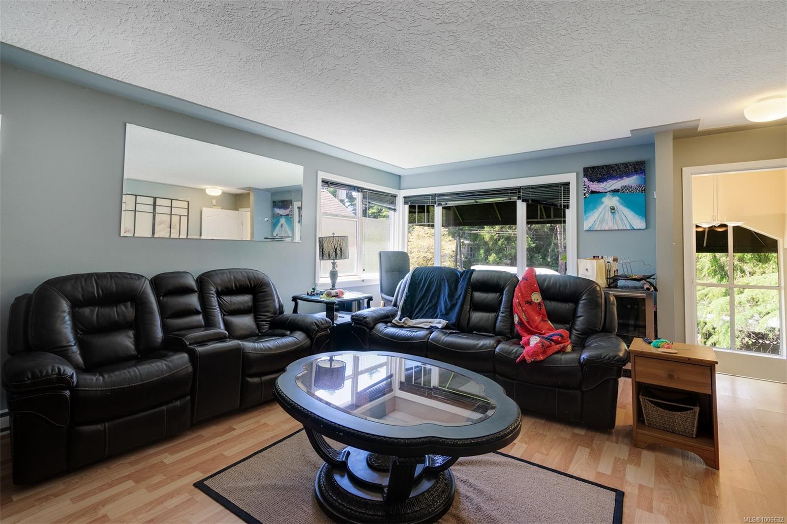 2183 Foul Bay Rd