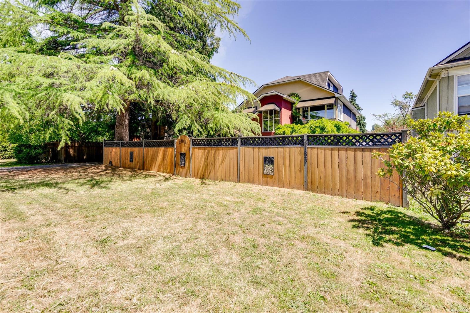 2183 Foul Bay Rd