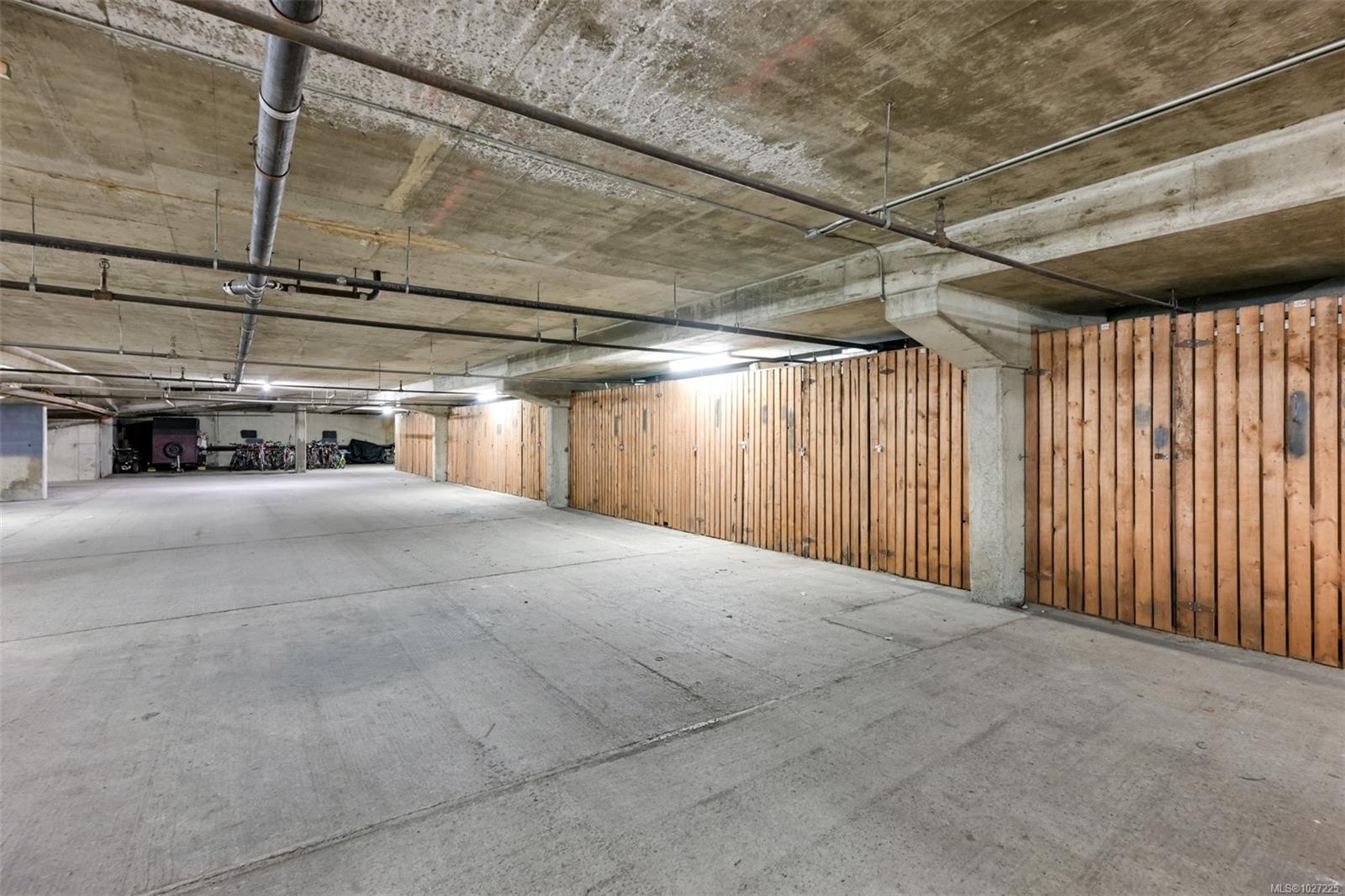 1619 Morrison St # 201