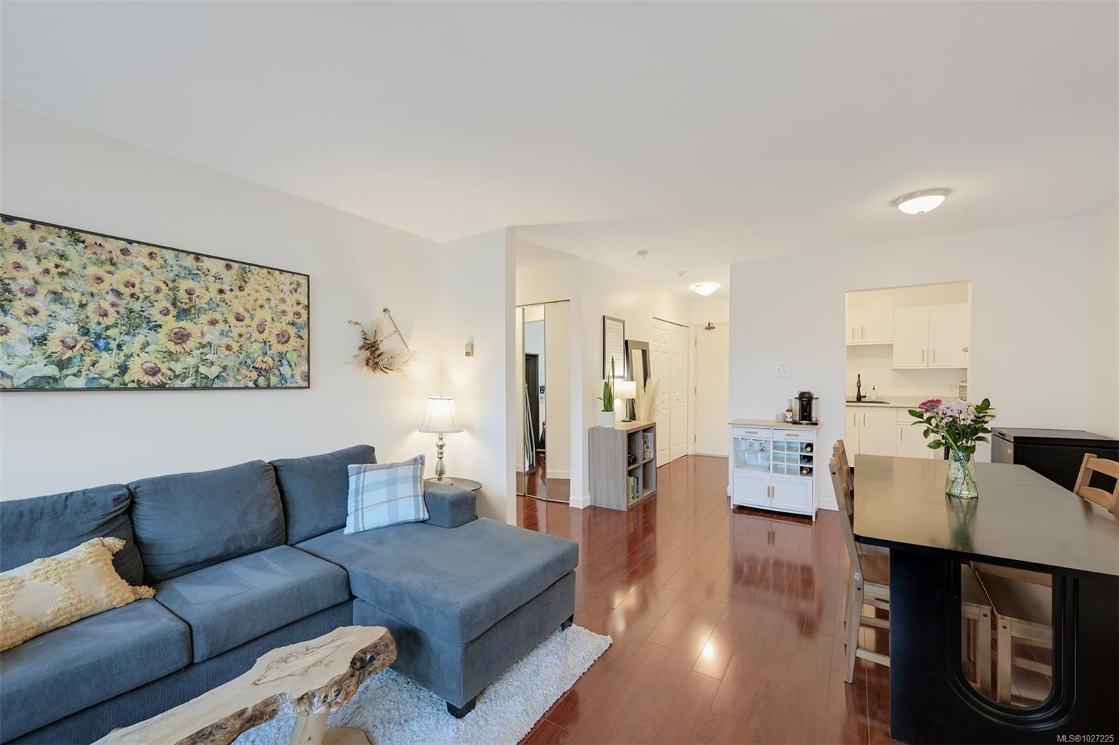 1619 Morrison St # 201