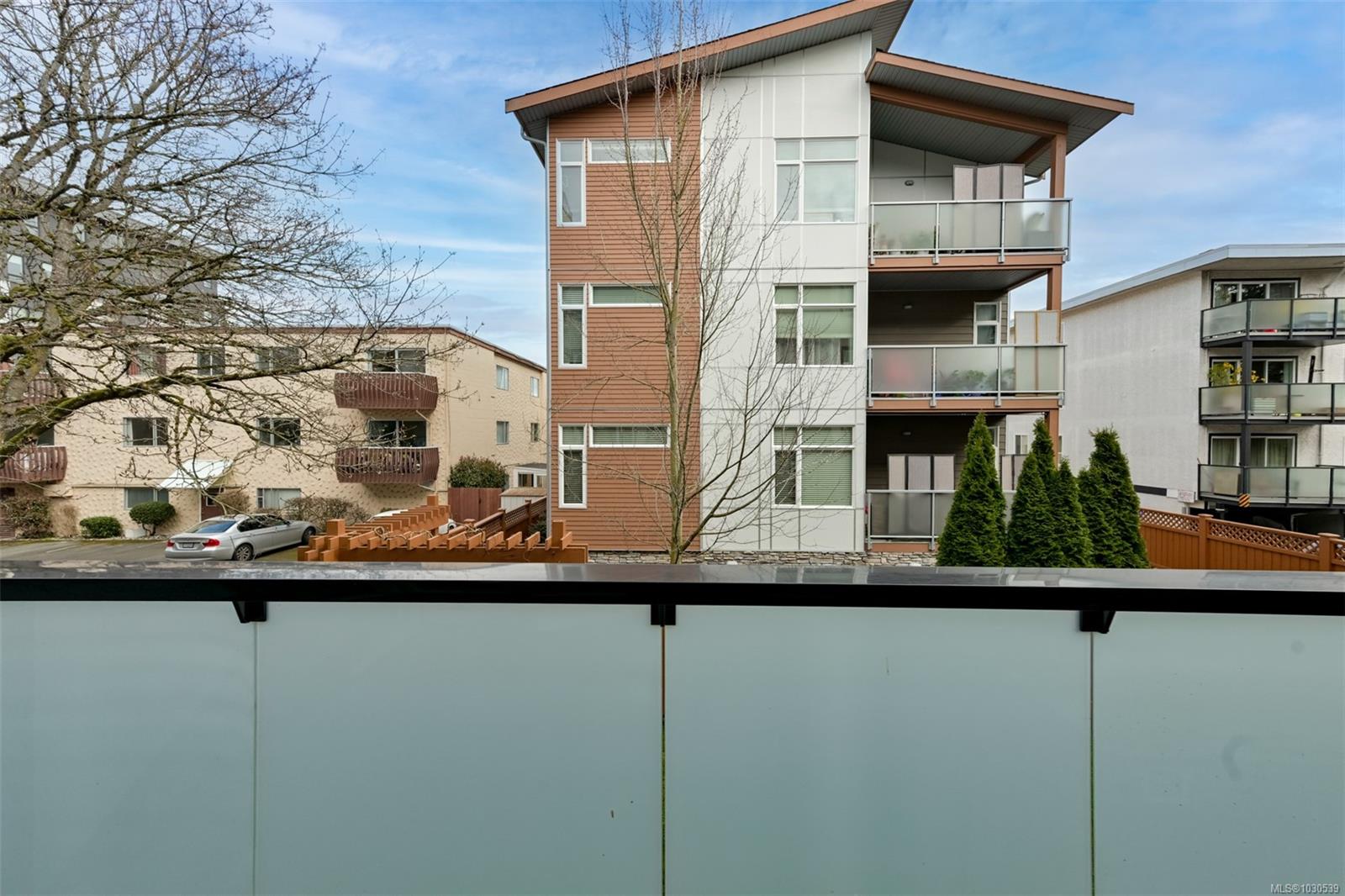 1619 Morrison St # 201