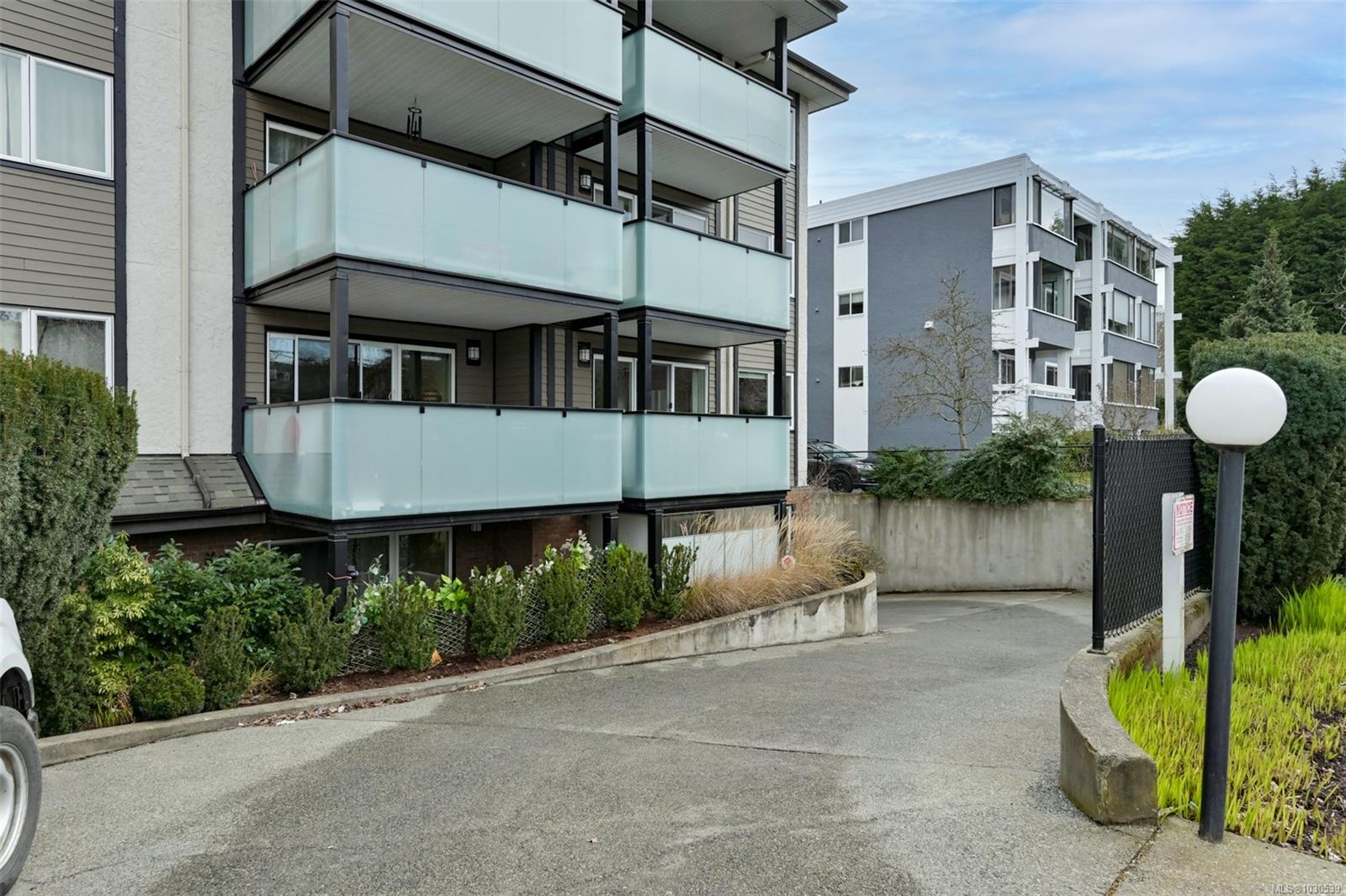 1619 Morrison St # 201