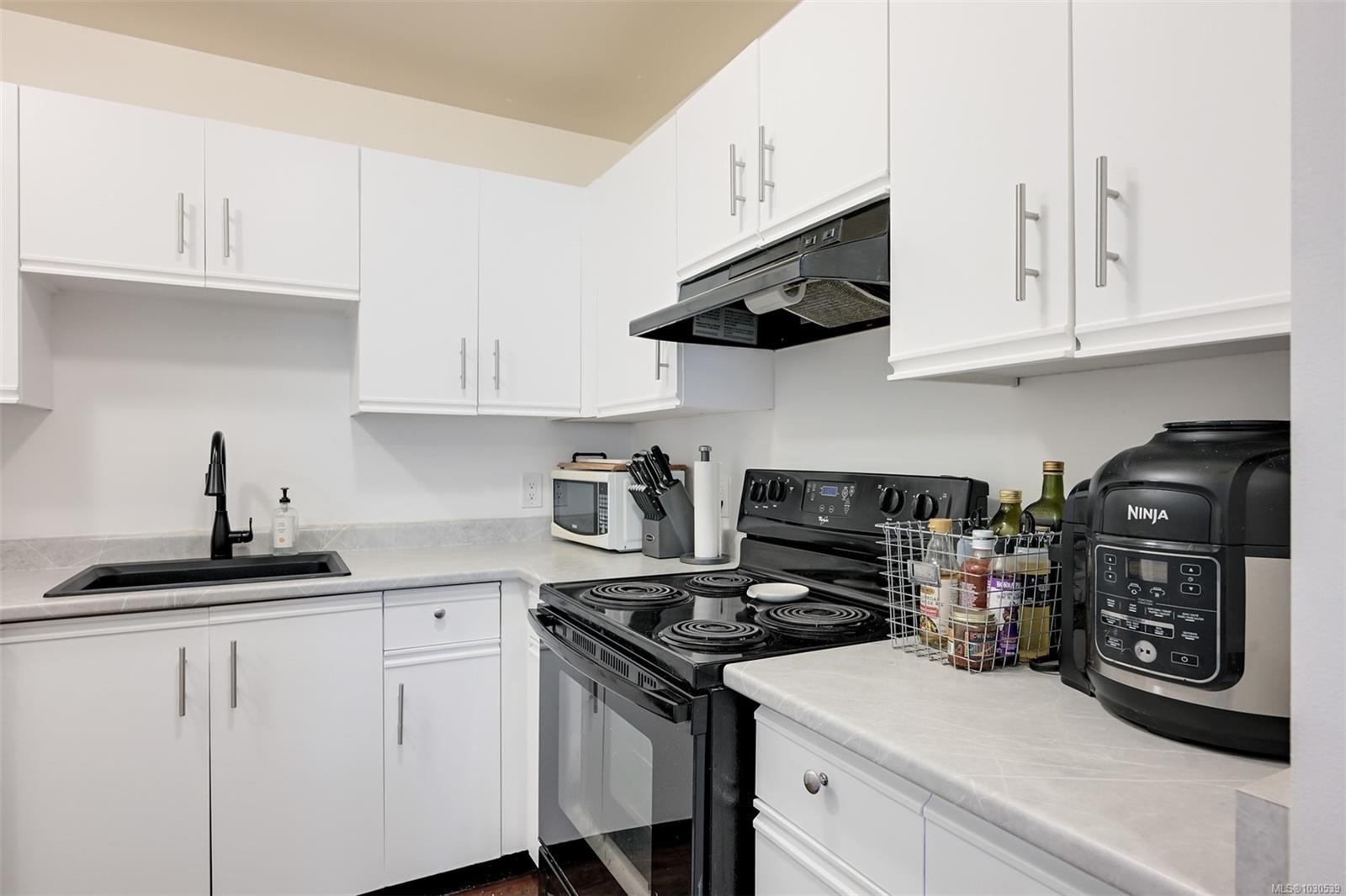 1619 Morrison St # 201