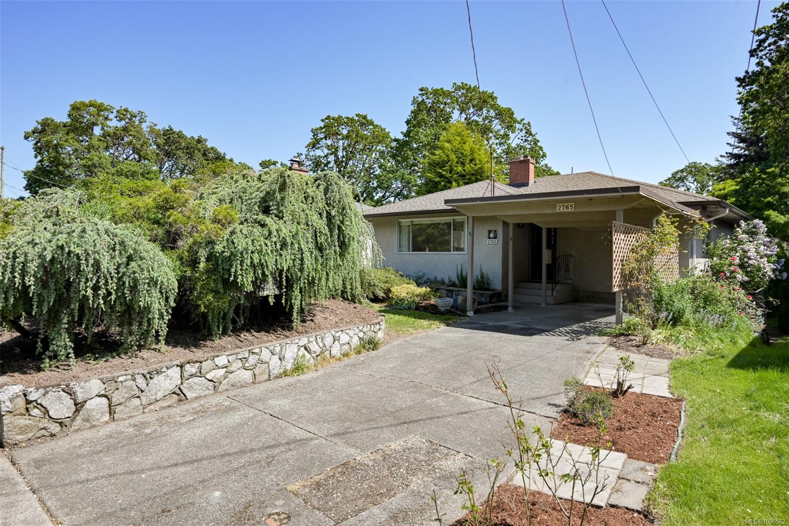 2765 Fernwood Rd