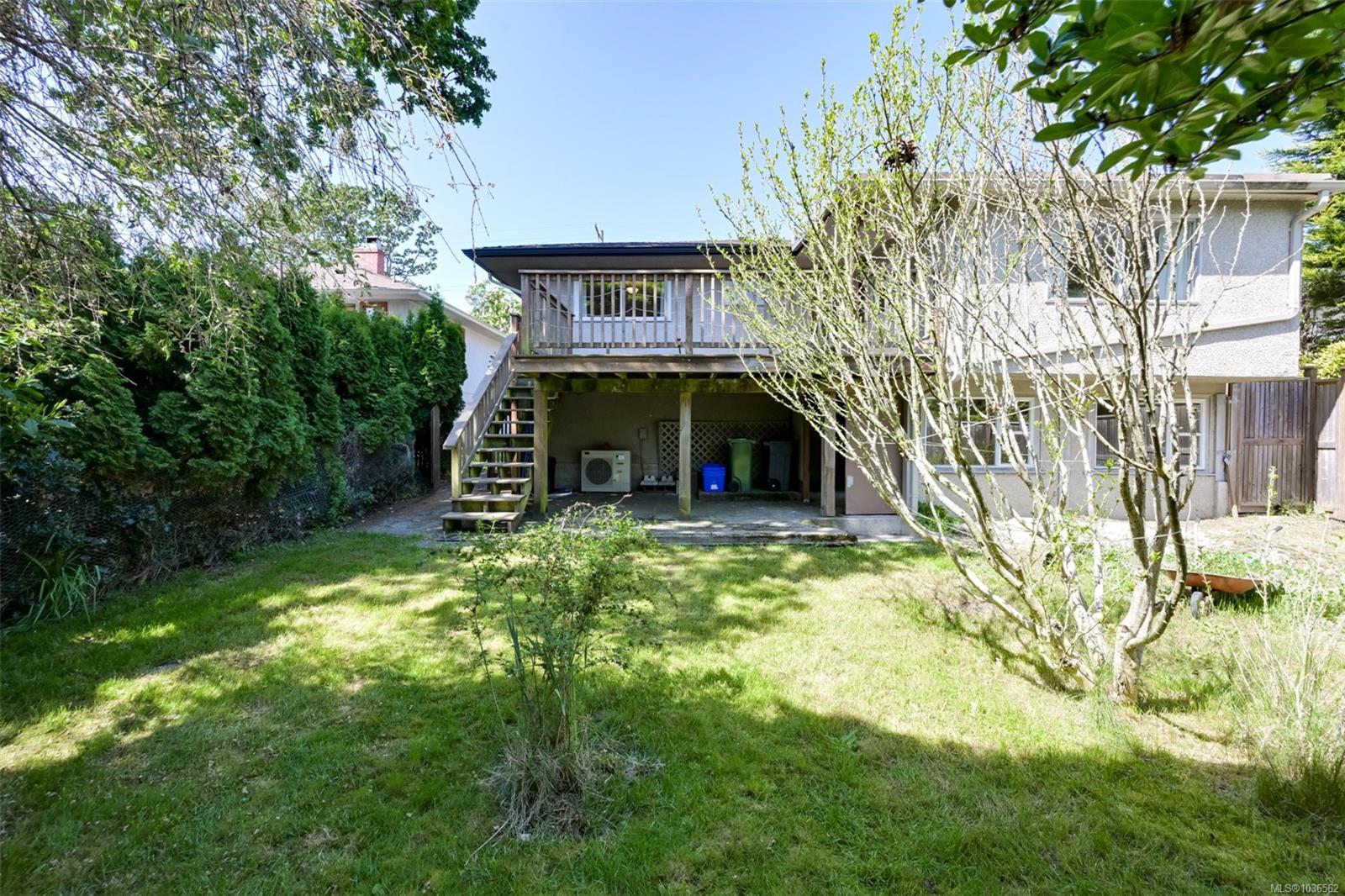 2765 Fernwood Rd