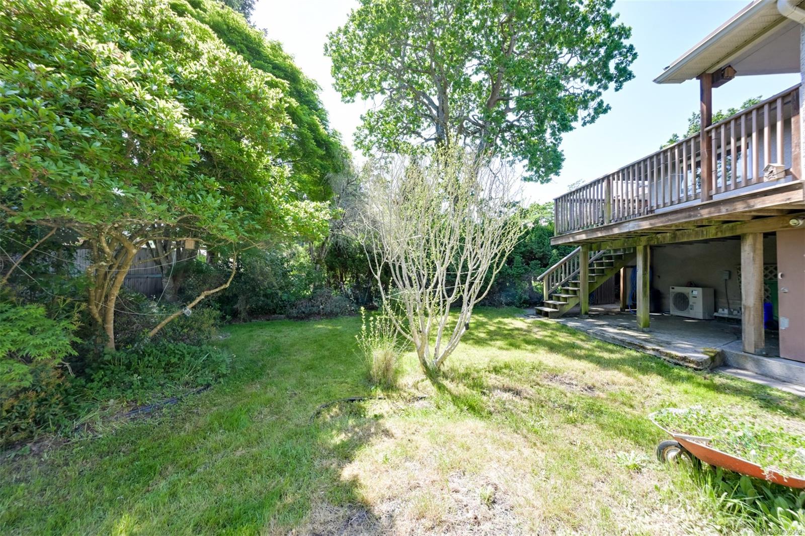 2765 Fernwood Rd