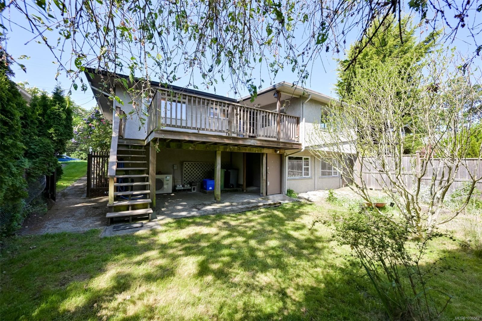 2765 Fernwood Rd