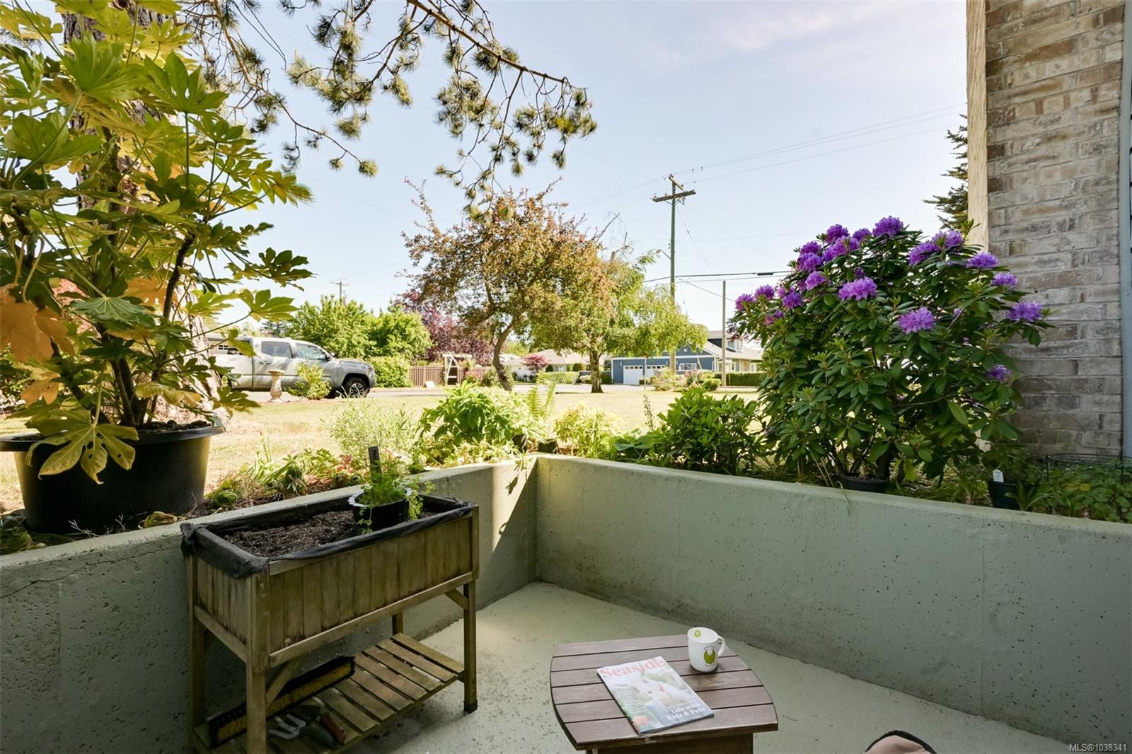10160 Third St # 101