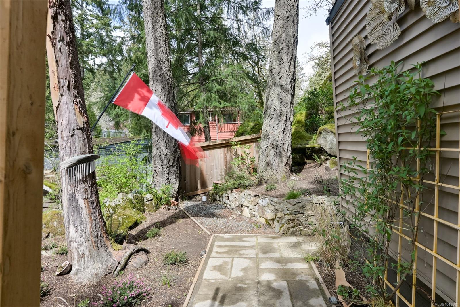2500 Florence Lake Rd #17