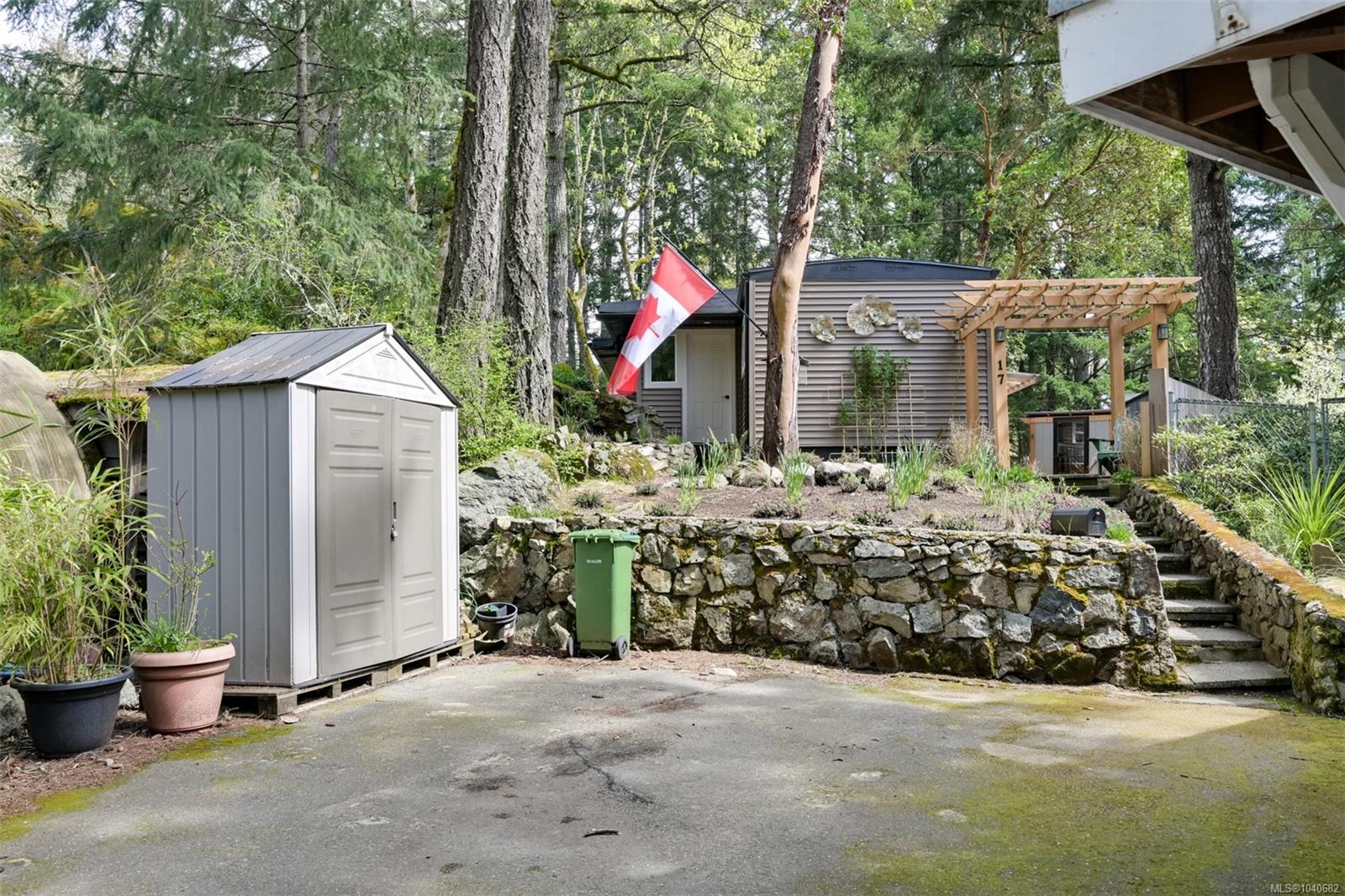 2500 Florence Lake Rd #17