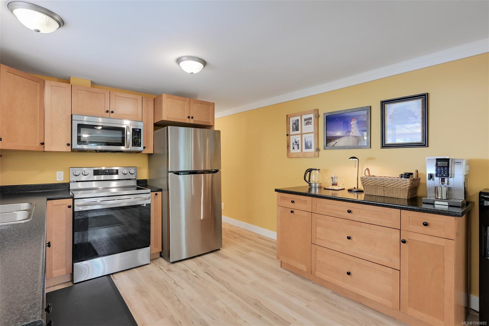 2500 Florence Lake Rd #17