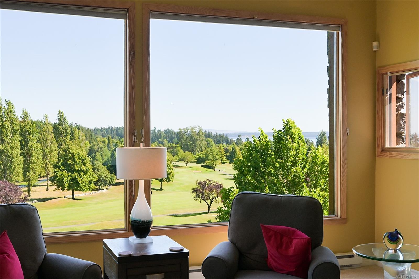 5329 Cordova Bay Rd #408