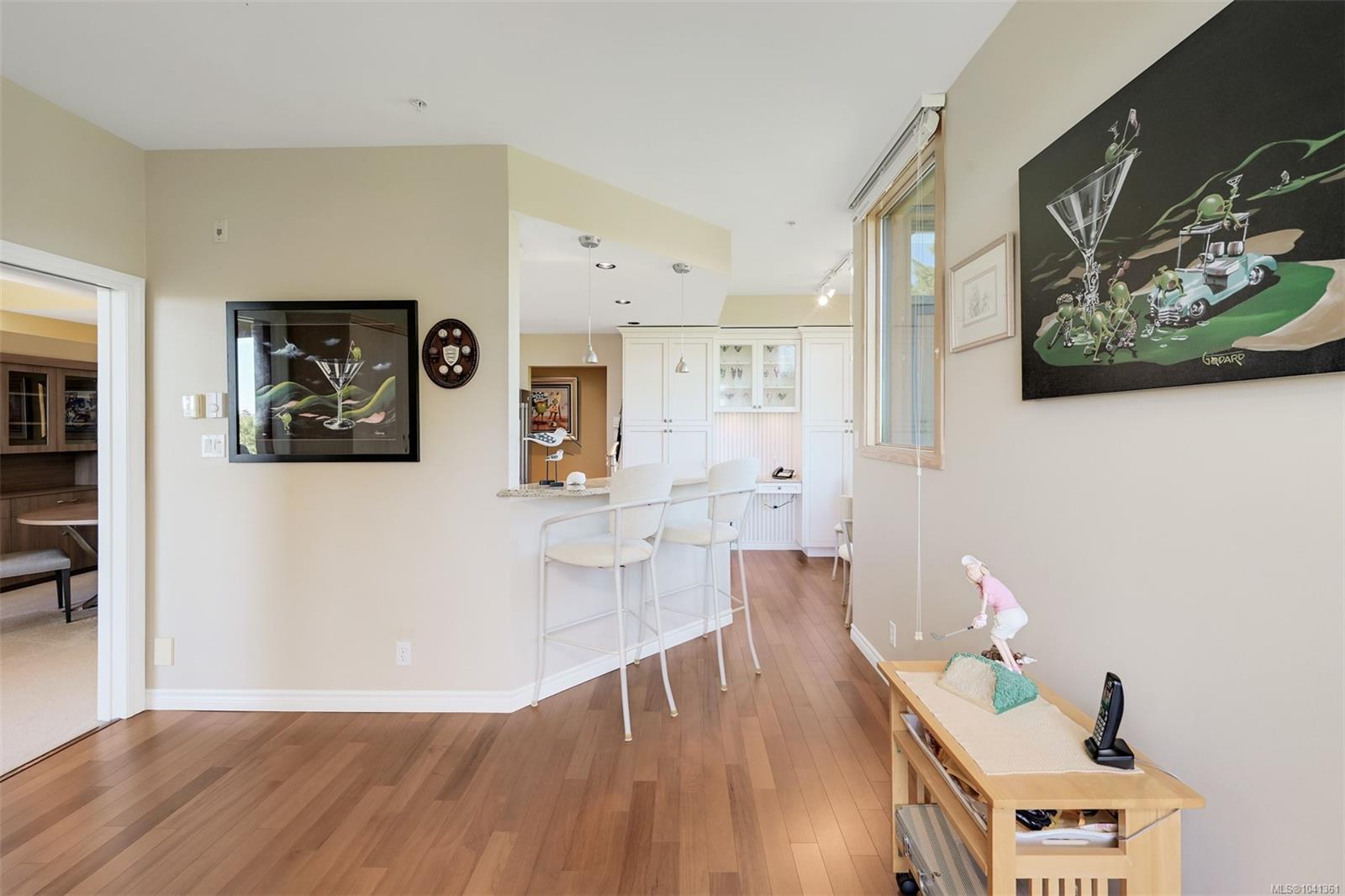 5329 Cordova Bay Rd #408