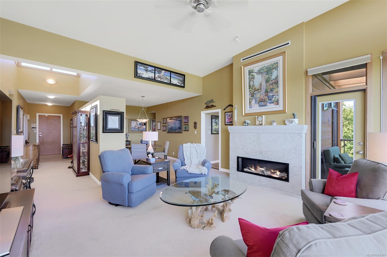 5329 Cordova Bay Rd #408