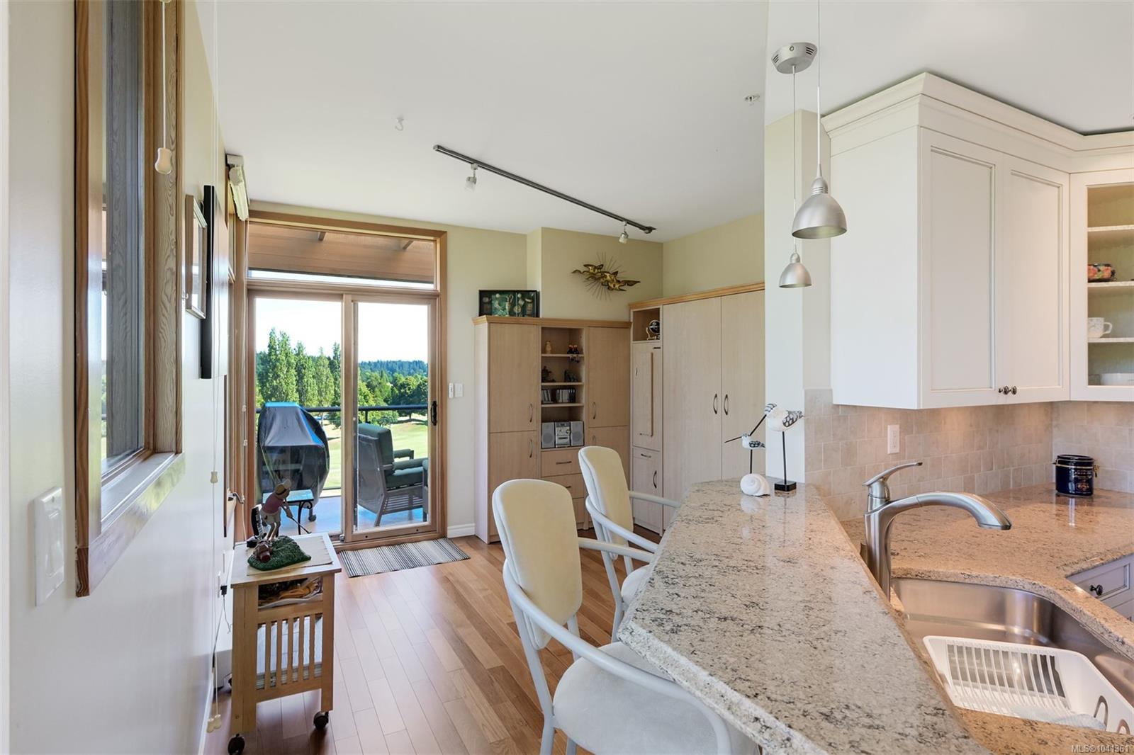 5329 Cordova Bay Rd #408