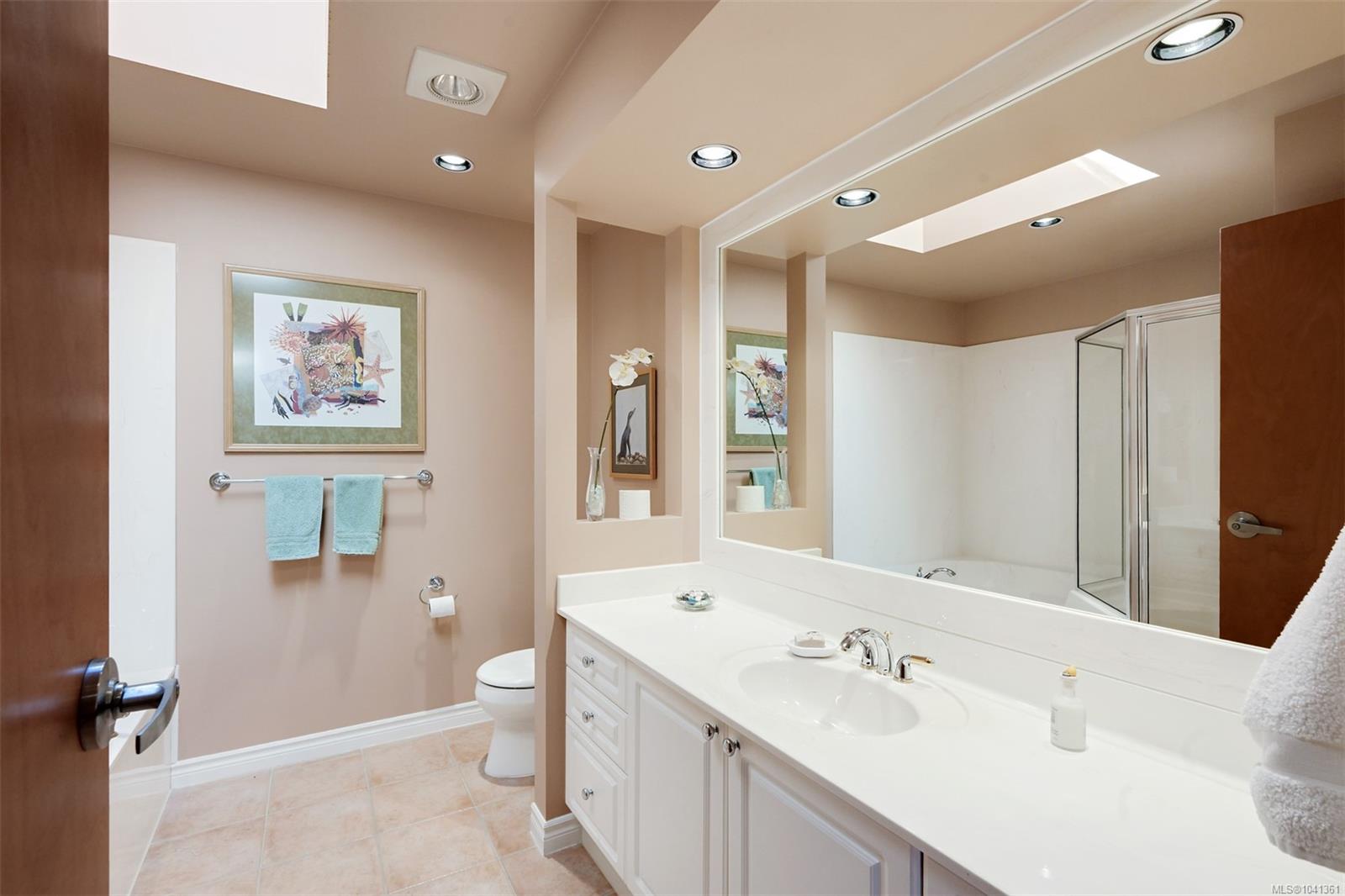 5329 Cordova Bay Rd #408