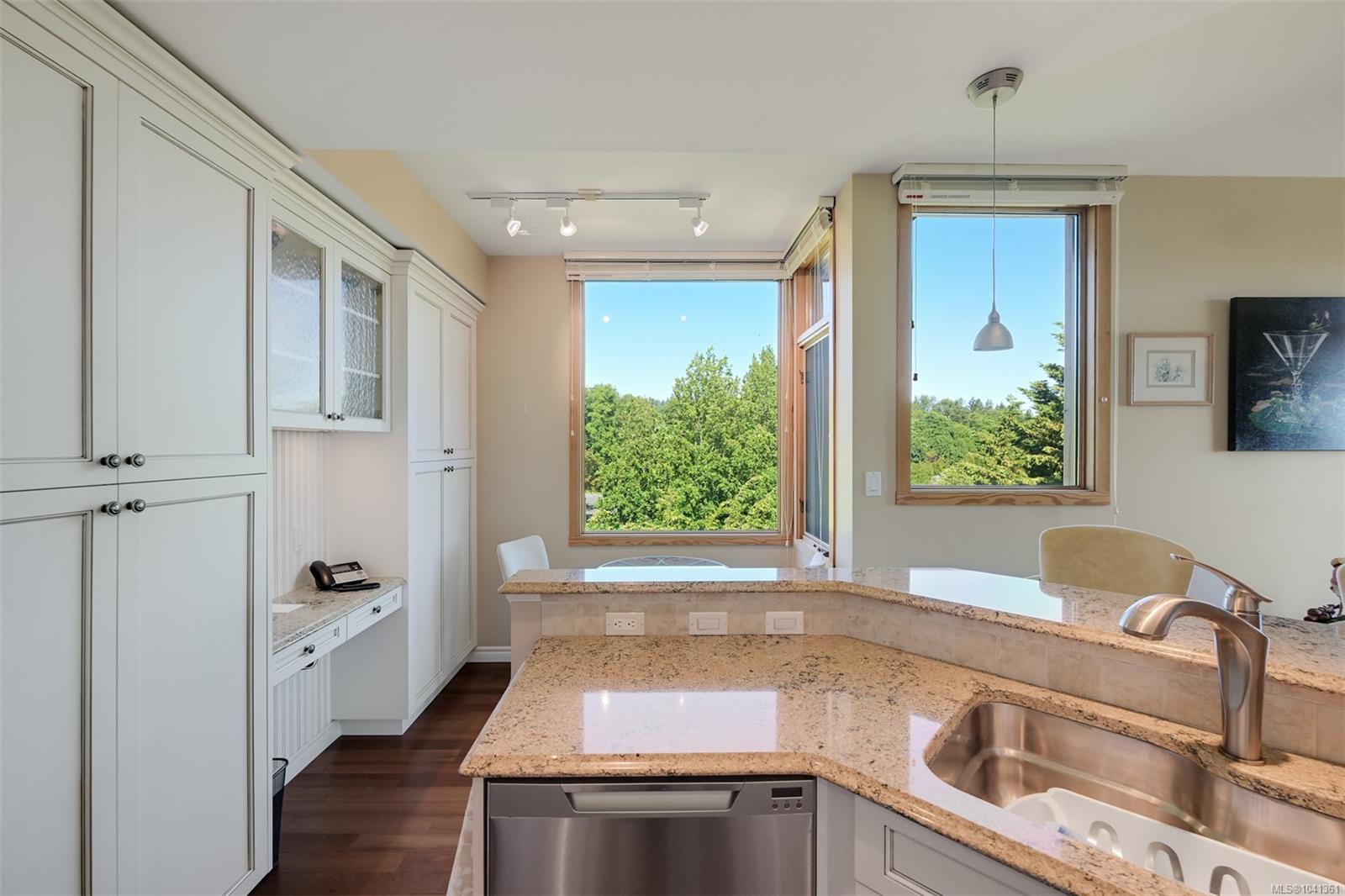 5329 Cordova Bay Rd #408