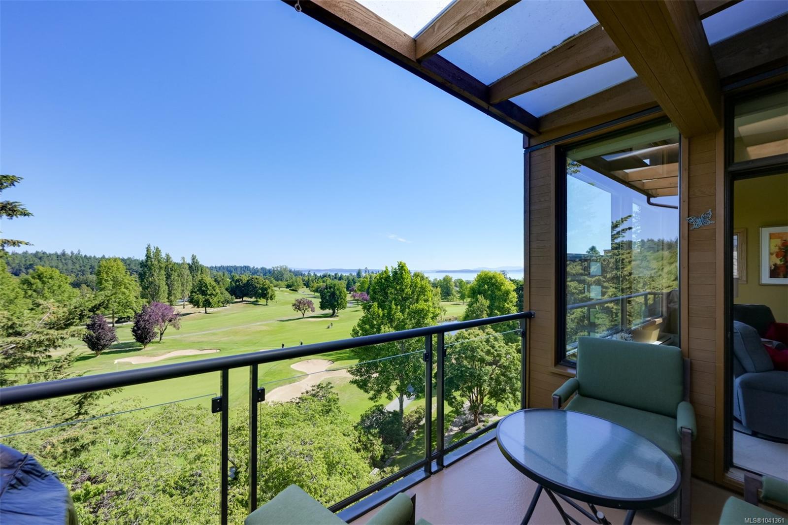 5329 Cordova Bay Rd #408