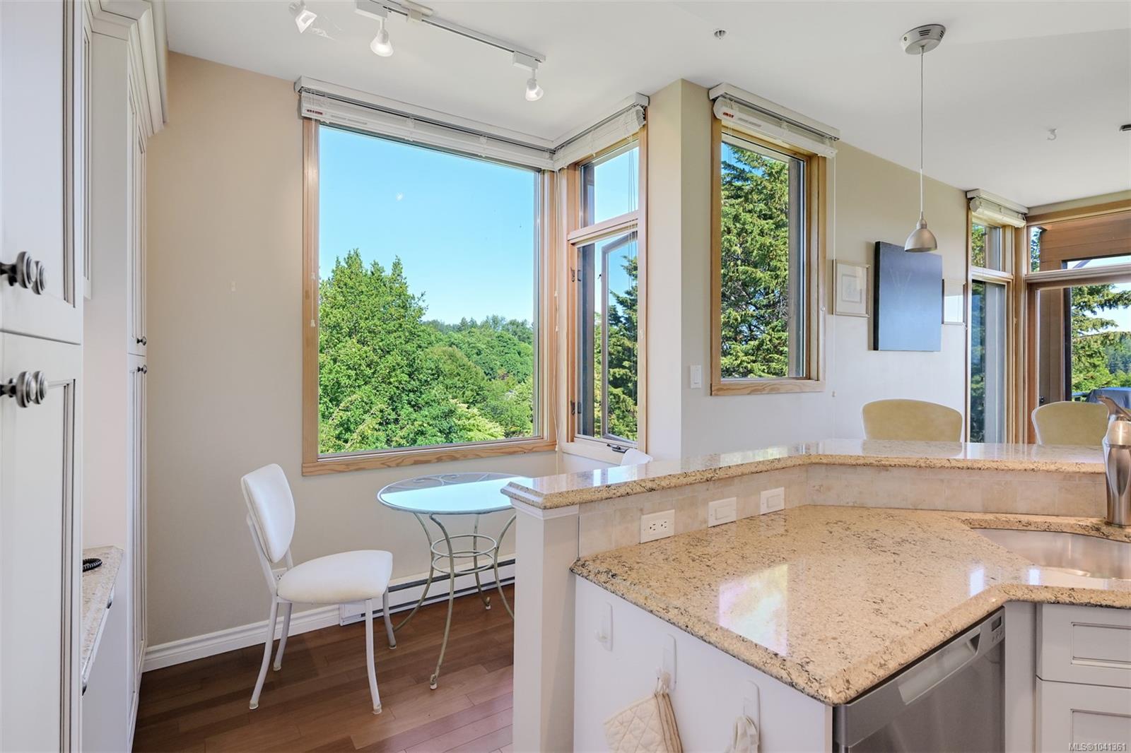 5329 Cordova Bay Rd #408