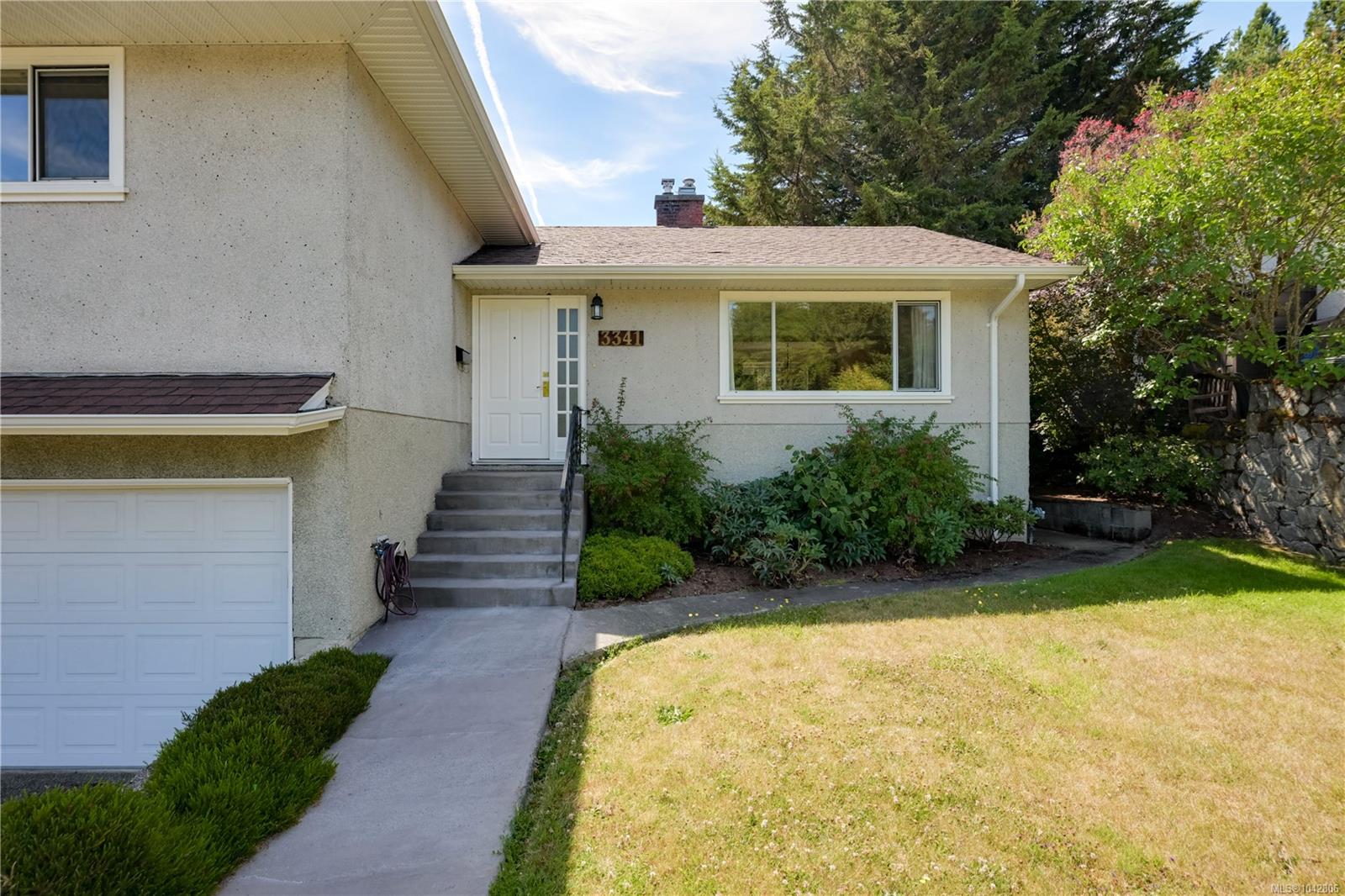 3341 Rolston Cres