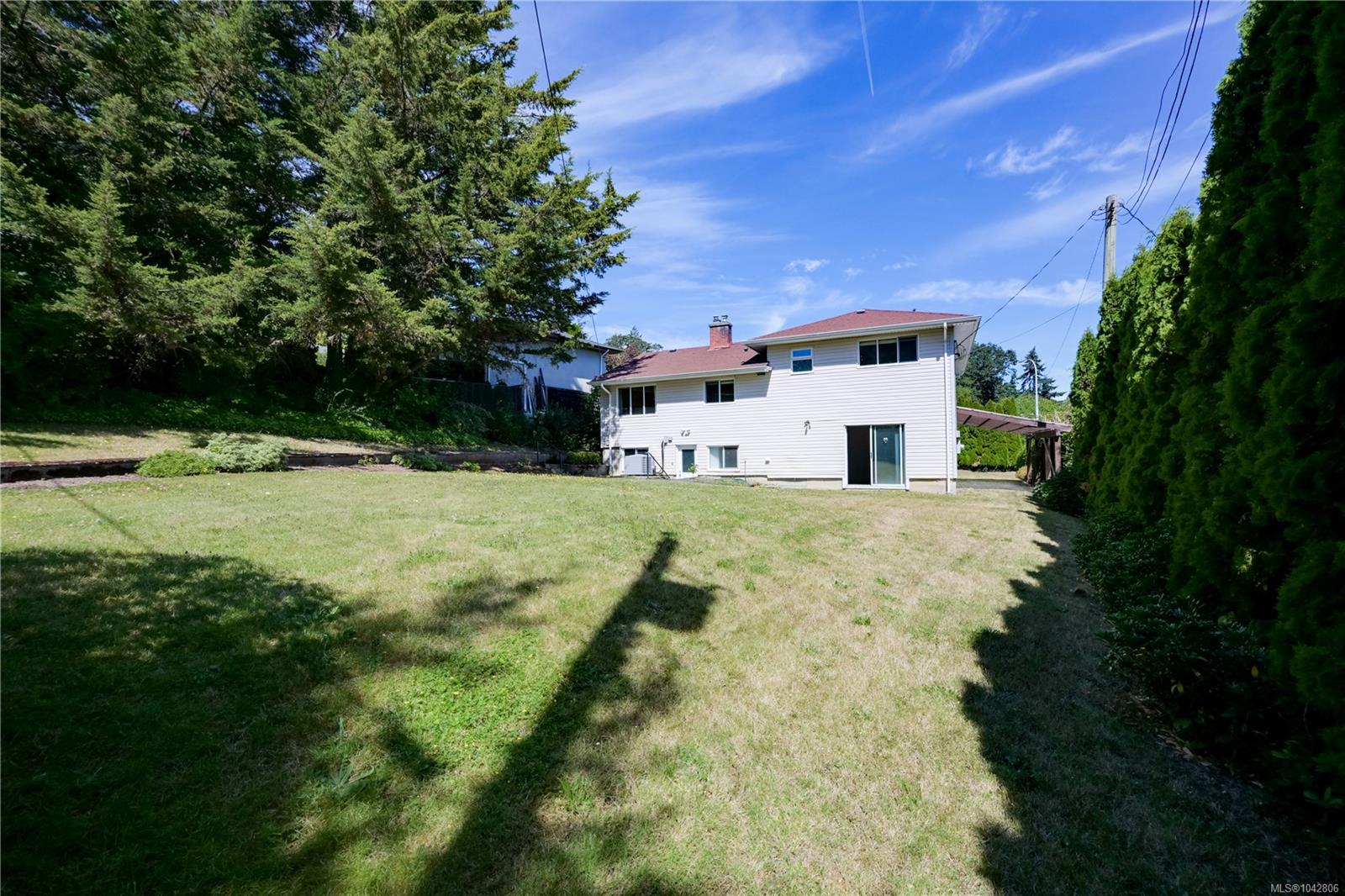 3341 Rolston Cres