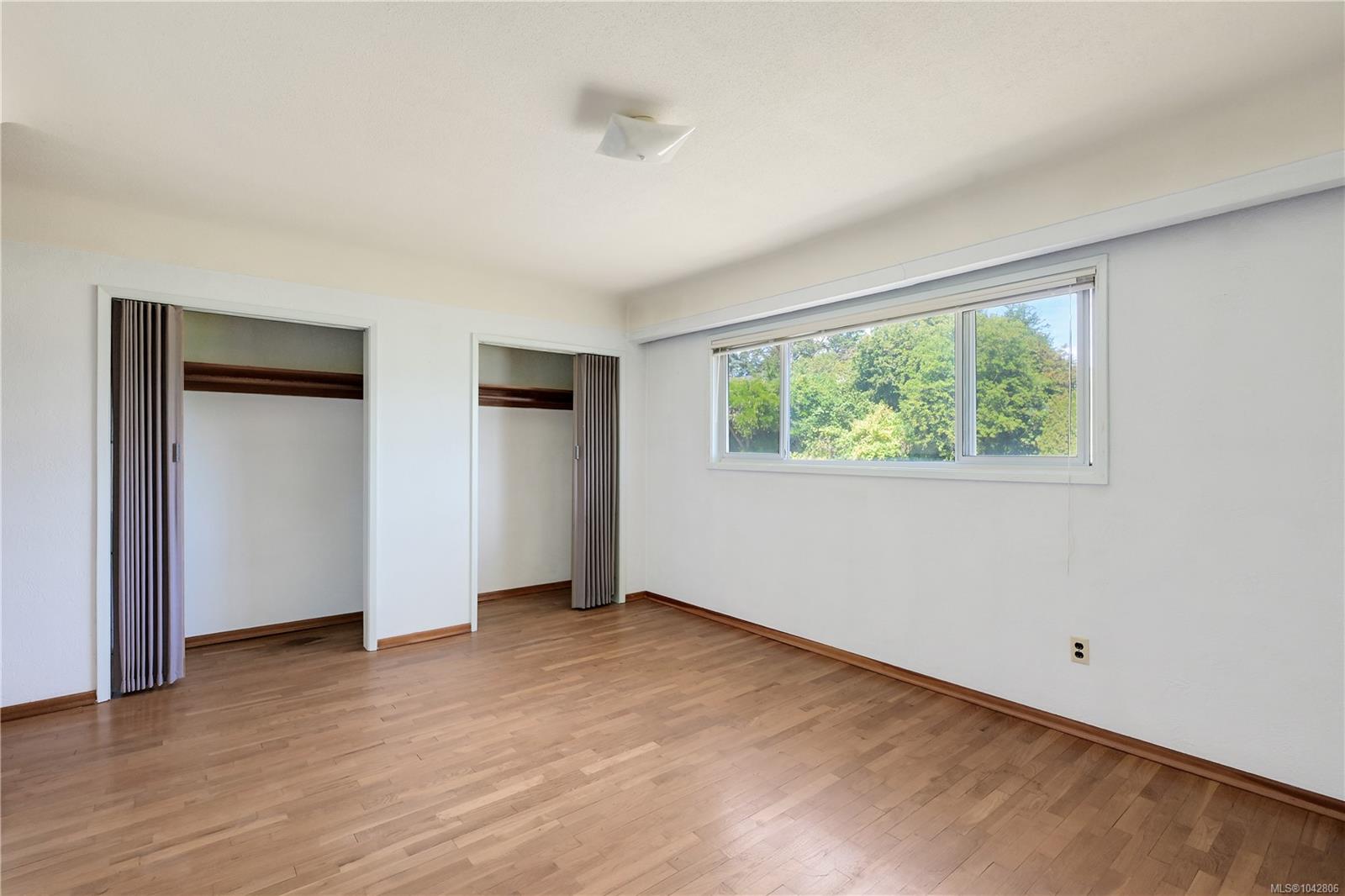 3341 Rolston Cres