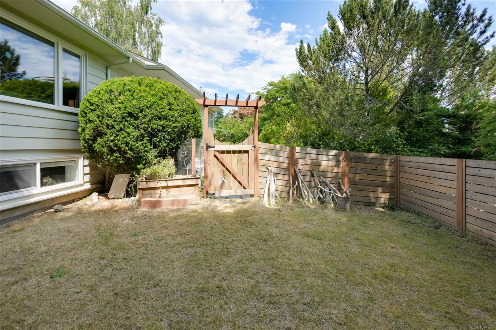 3832 Pitcombe Pl