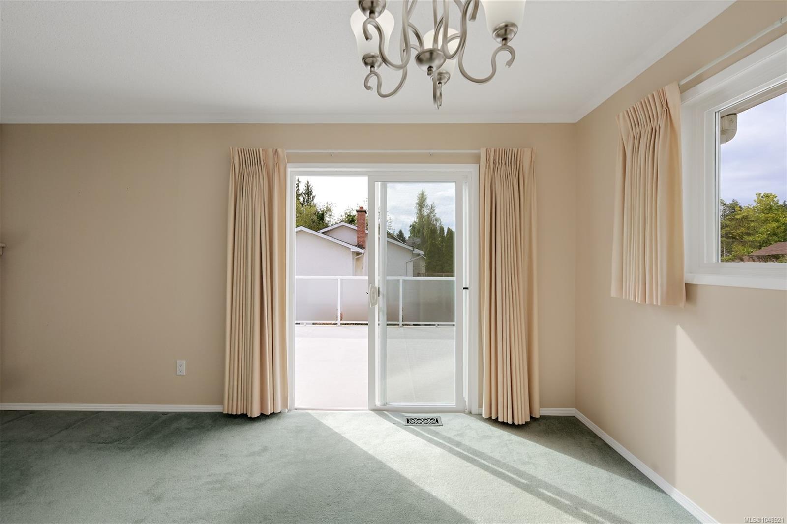 4218 Thornhill Cres