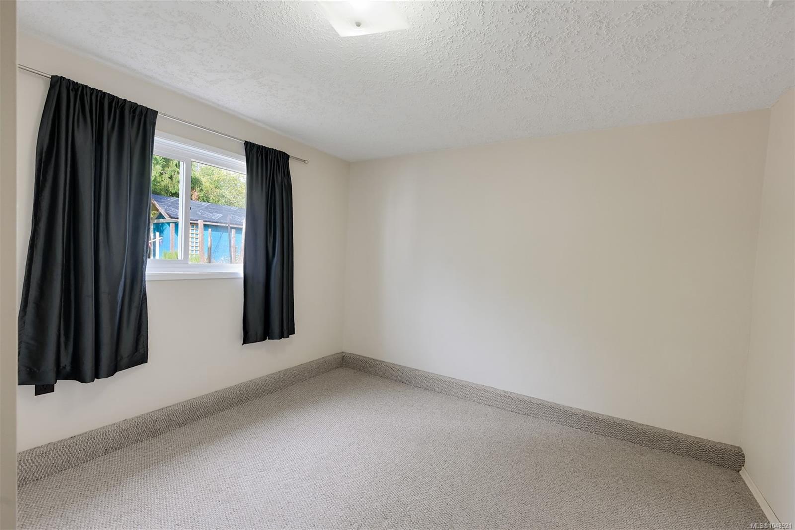 4218 Thornhill Cres